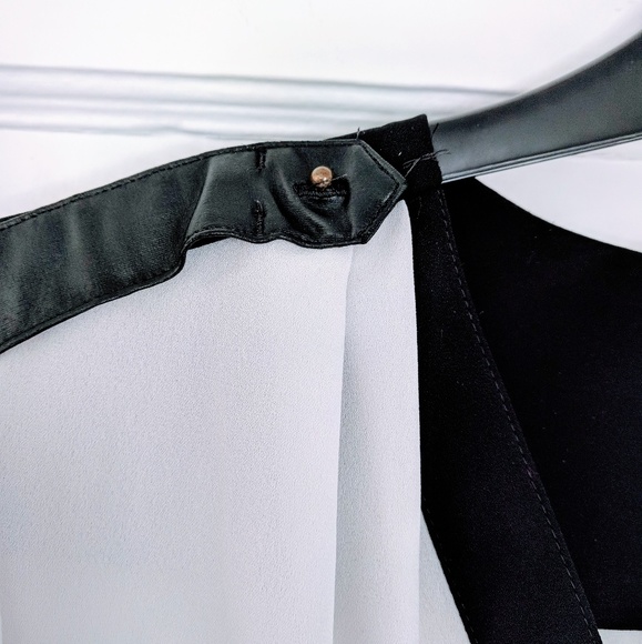 Express Shear Off White & Black Detail Blouse - Picture 5 of 7